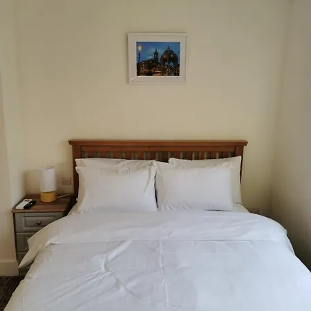 Coliemore Acommodation 多基