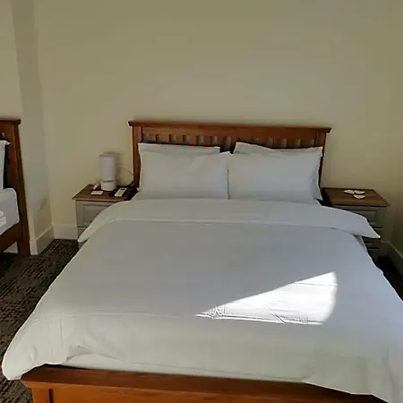 Coliemore Acommodation 3* دالكي