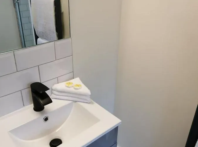 Coliemore Acommodation 3*